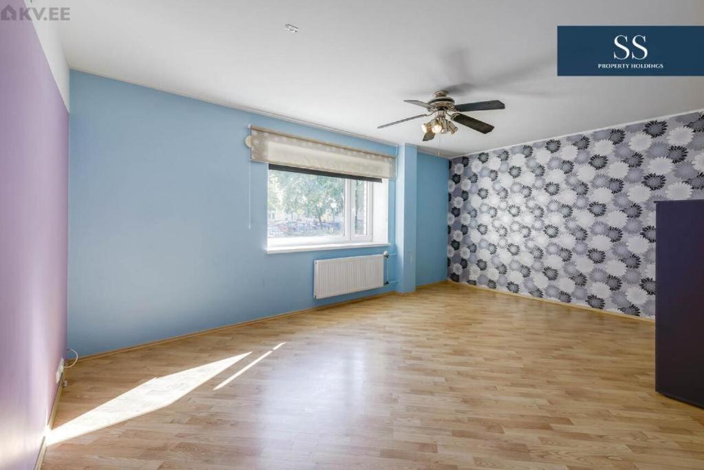 Bright Apartment Near Bus Statioon Talin Exterior foto
