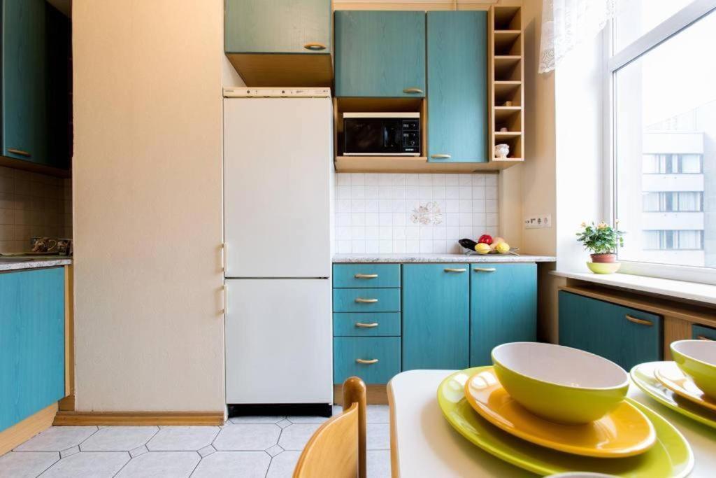 Bright Apartment Near Bus Statioon Talin Exterior foto